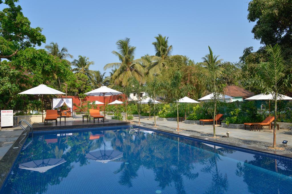 Sinq Beach Resort Calangute Esterno foto