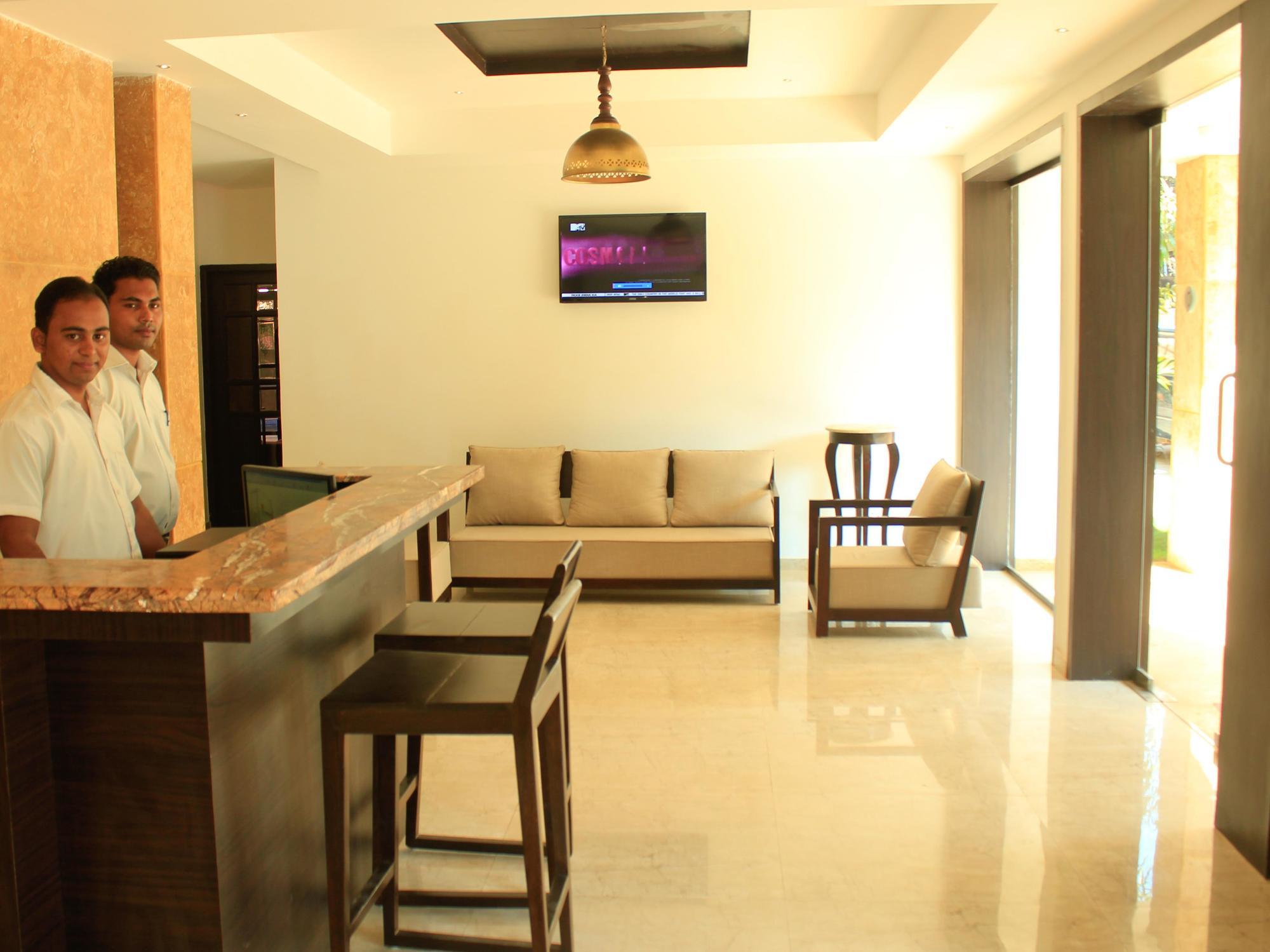 Sinq Beach Resort Calangute Esterno foto